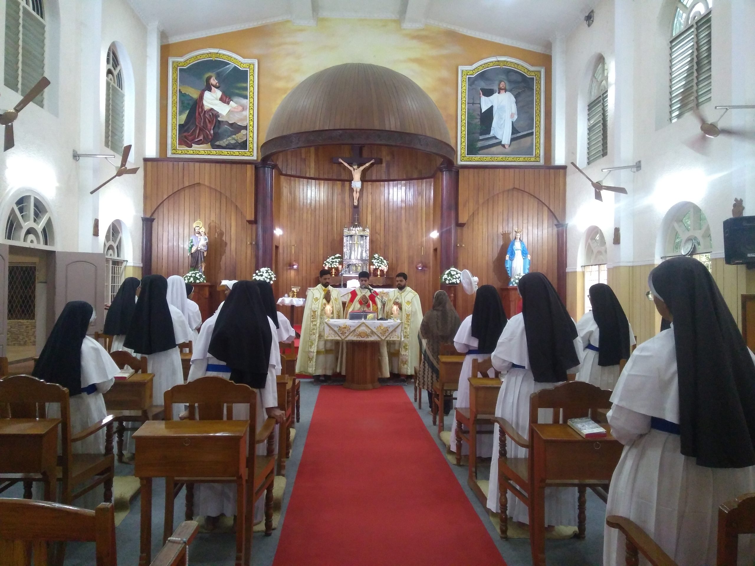 Reception for newly ordained Priests of Palakkad Diocese at provincial house